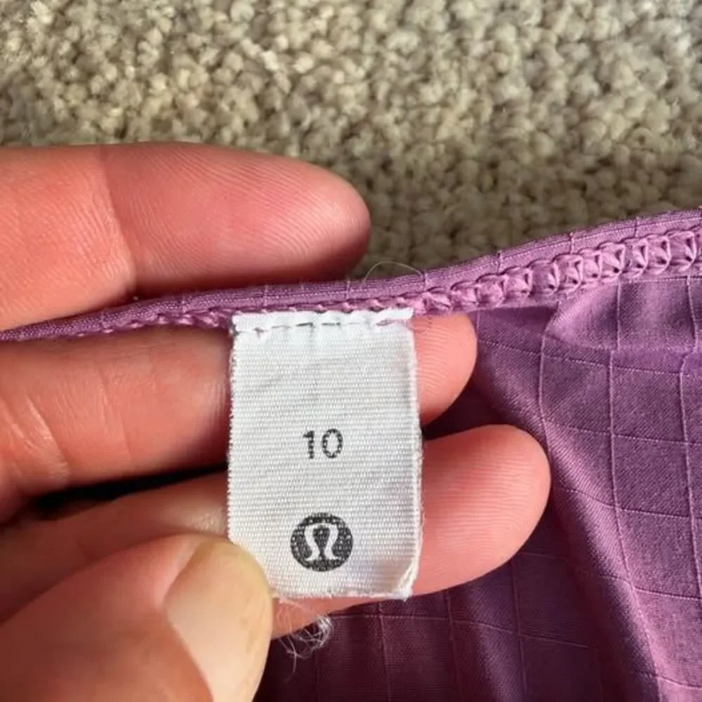 Women’s Lululemon Shirt Size 10